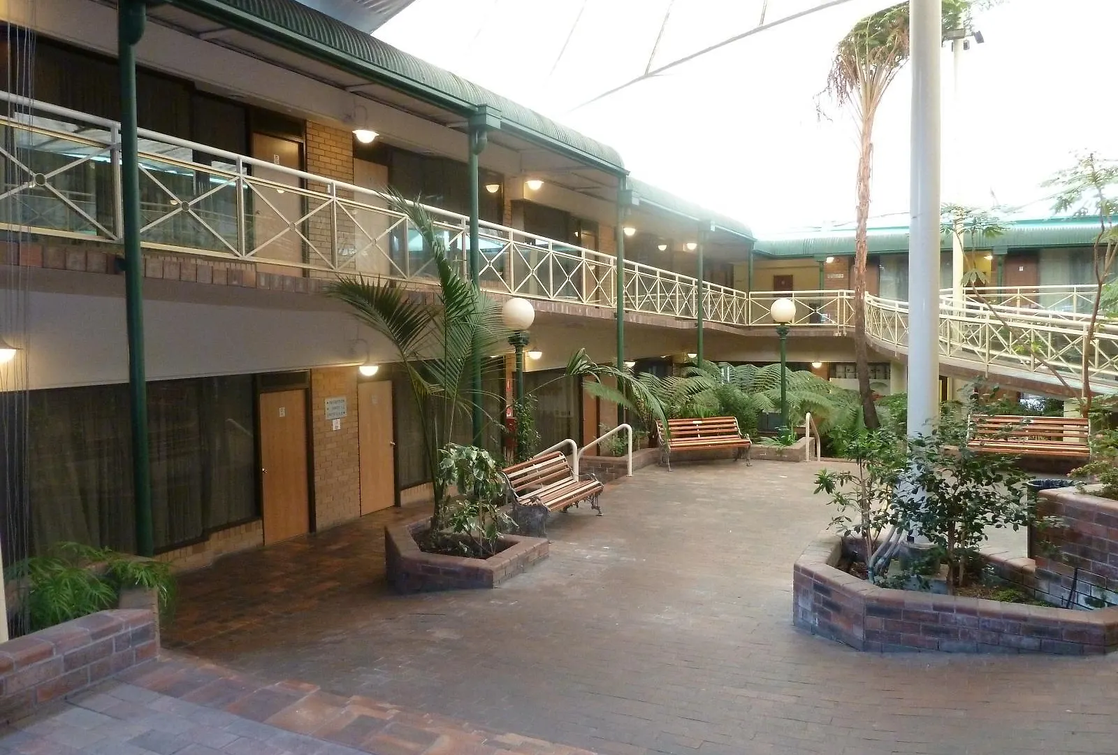 Mayfair Plaza Motel And Apartments Hobart