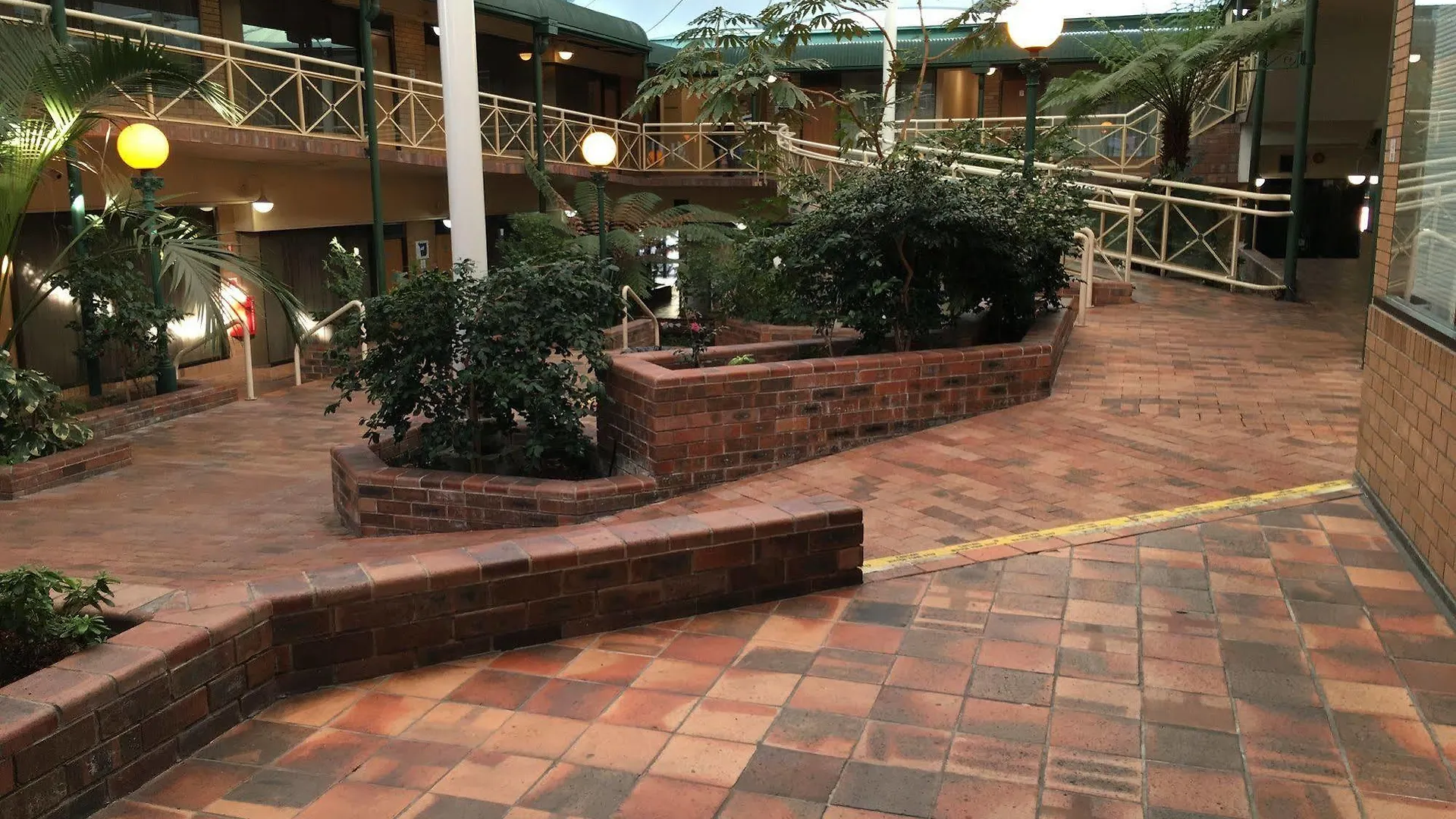 Mayfair Plaza Motel And Apartments Hobart